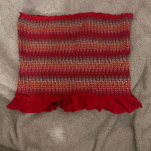 Tube top! Ruched and Ruffled - Picture 2 of 5